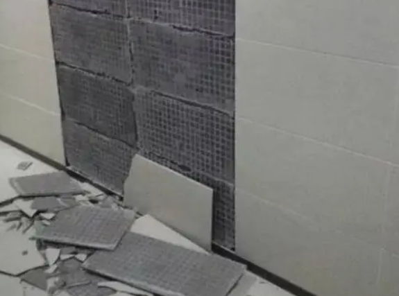 中宁瓷砖空鼓维修公司分享下中宁墙砖松动维修的知识